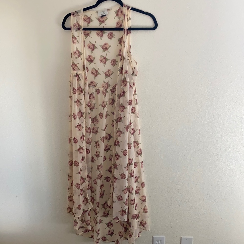 Super fun No sleeve Kimono